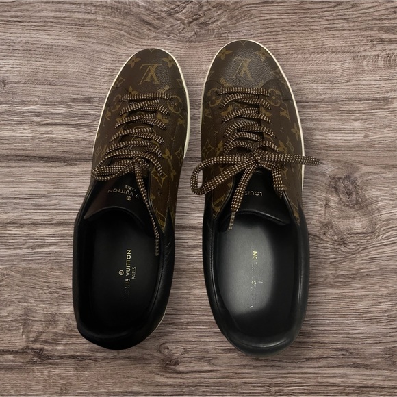 Like New Lou Vuitton Luximbog Sneakers - Picture 10 of 11